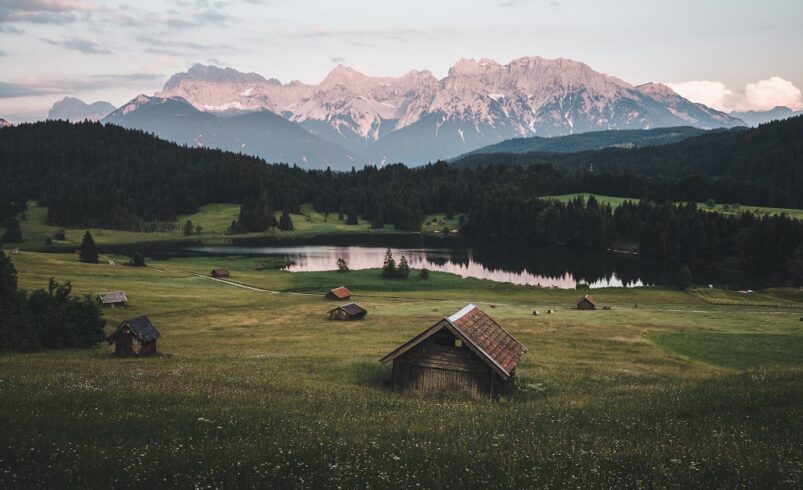 A Window into Beautiful Landscapes