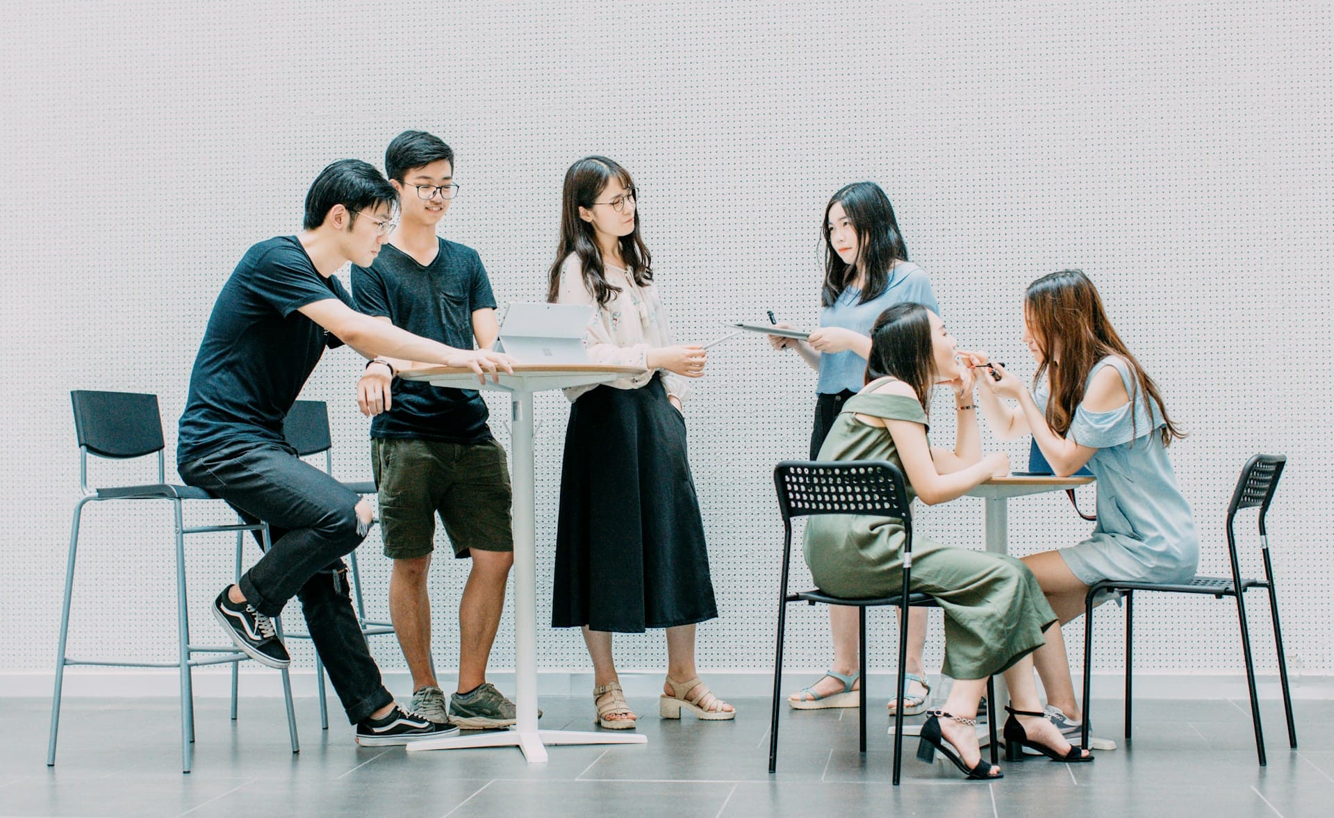 The Communities That Live Captioning Behind